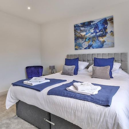 Modern, Cosy Whole House Wifi Close To Attractions Sheffield Extérieur photo