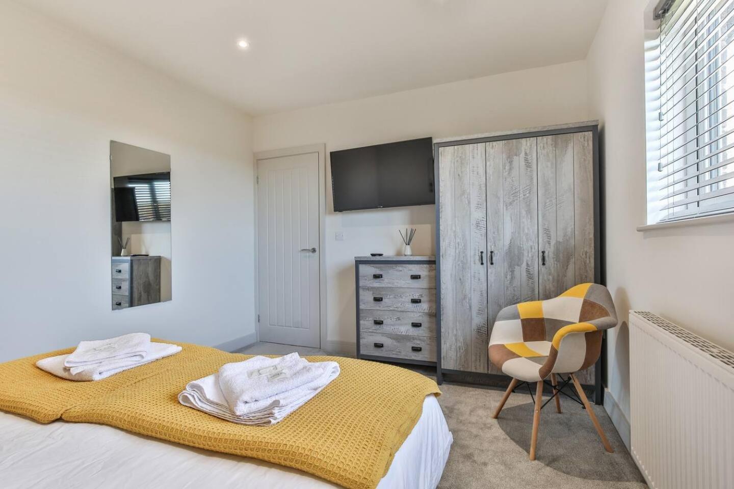 Modern, Cosy Whole House Wifi Close To Attractions Sheffield Extérieur photo